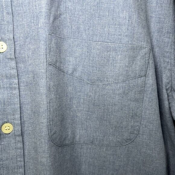 J Crew Button Up Shirt Mens Size Medium Light Blue Long Sleeve Oxford Pocket - Picture 7 of 14
